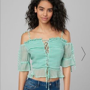 BEBE FRONT LACE UP TOP